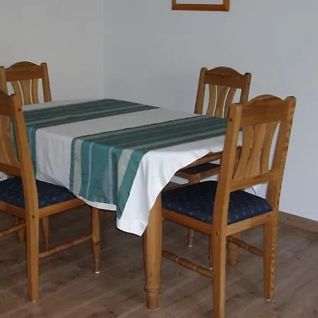 Nieder דירה